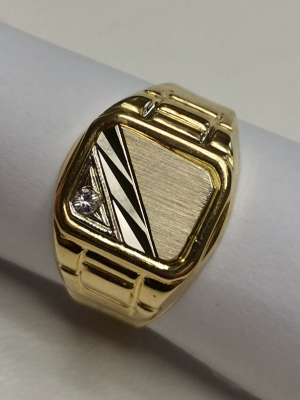 Zlatý prsten se zirkonem