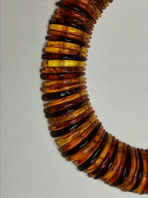 Náhrdelník z jantaru