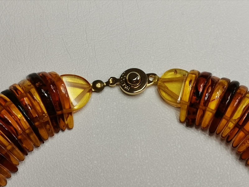 Náhrdelník z jantaru