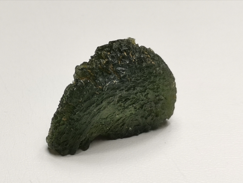 Surový vltavín Dolní Chrášťany