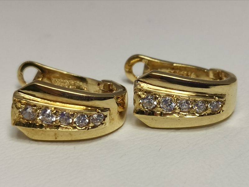 Luxusní zlaté naušnice ze žlutého zlata