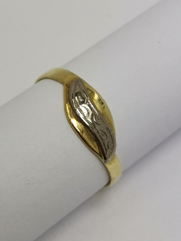 Zlatý dámský prsten celozlatý