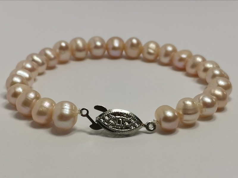 Náramek z perel