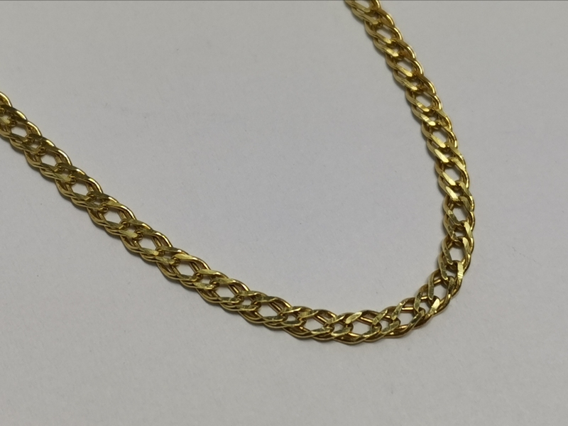 Zlatý řetízek rombo