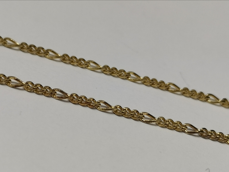 Zlatý řetízek figaro