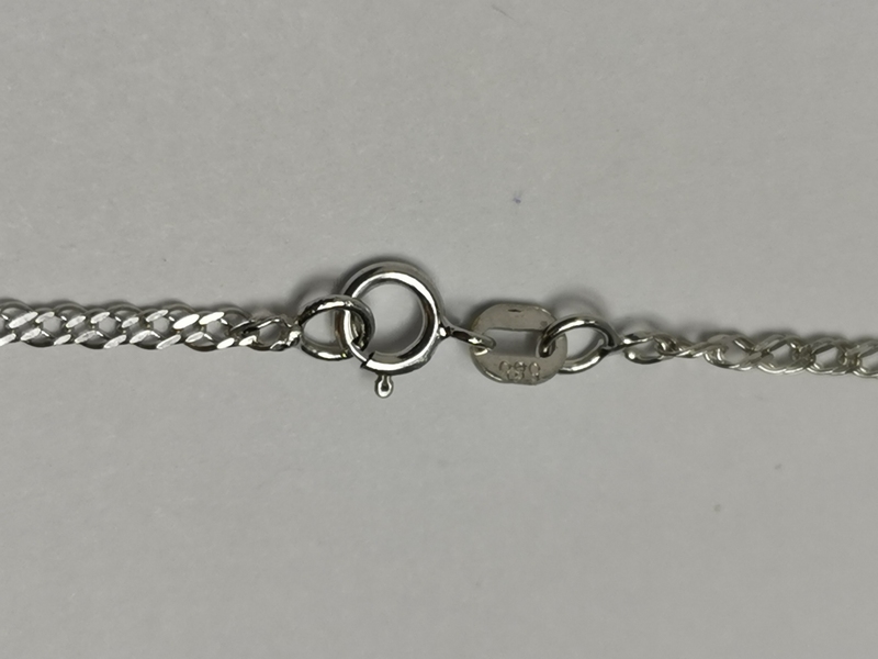 Zlatý řetízek z bílého zlata rombo