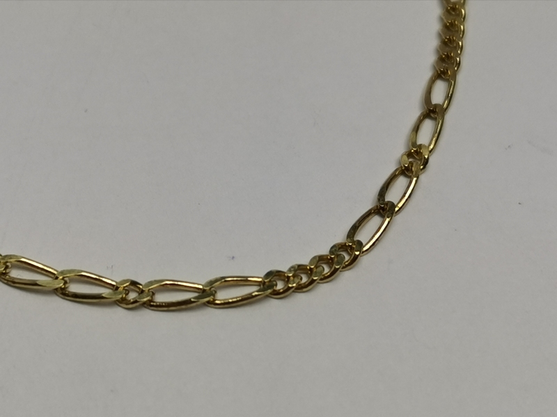 Zlatý řetízek figaro