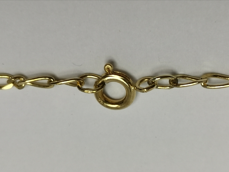 Zlatý řetízek figaro