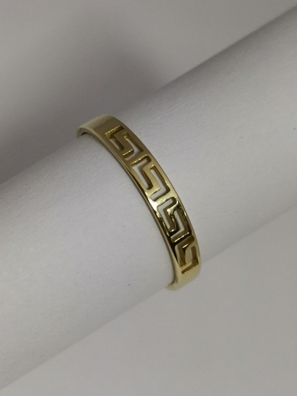 Zlatý prsten s řeckým vzorem