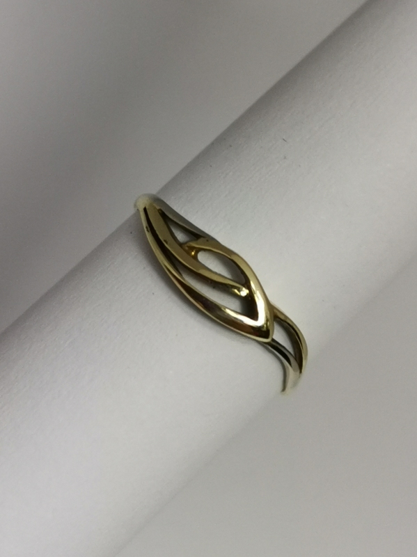 Zlatý dámský prsten celozlatý 