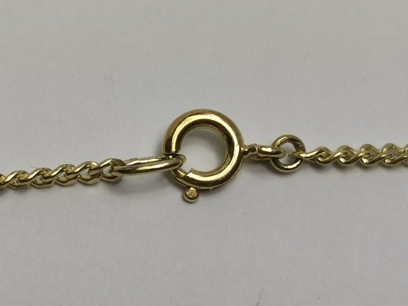 Zlatý řetízek pacer