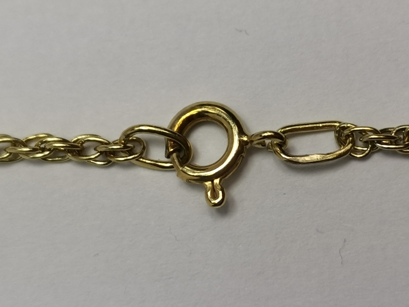 Zlatý řetízek valis