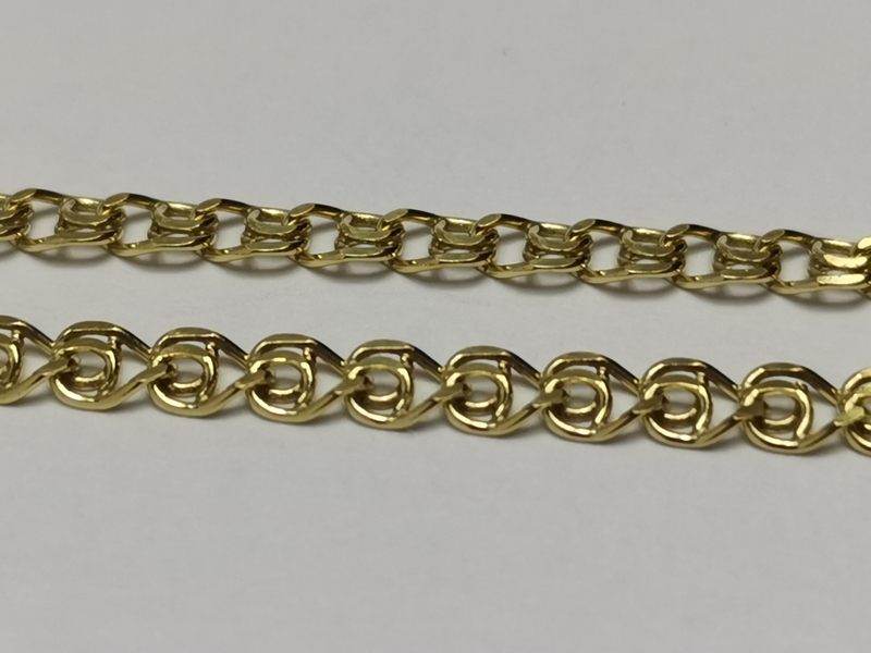 Zlatý řetízek ozdobný