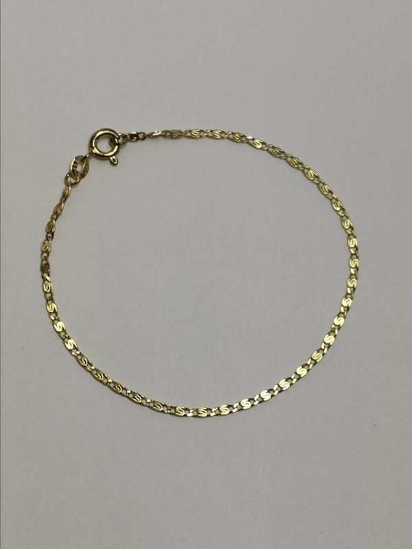 Zlatý dámský náramek ozdobný