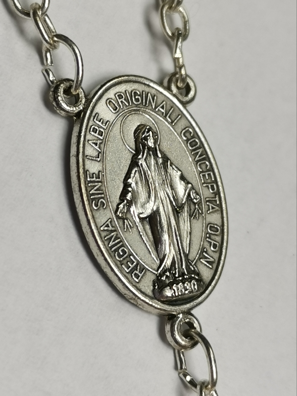 Růženec z přírodního kamene, karneolu