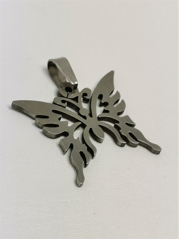 Přívěs z chirurgické oceli motýl