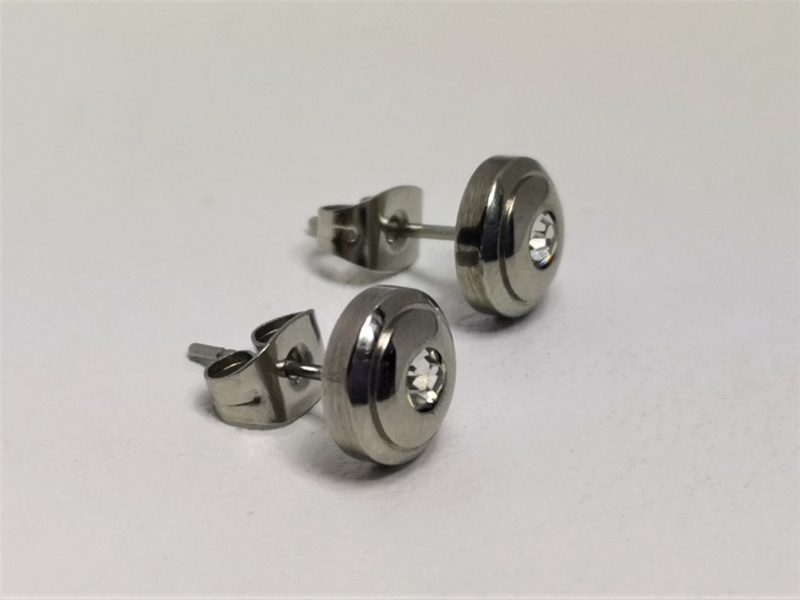 Naušnice pecky se zirkonem z chirurgické oceli