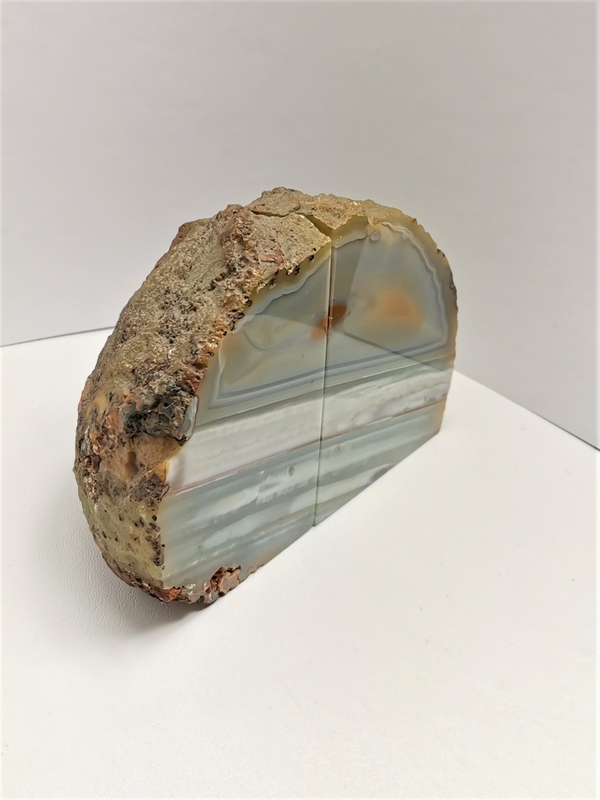 Achátový stojan na knihy