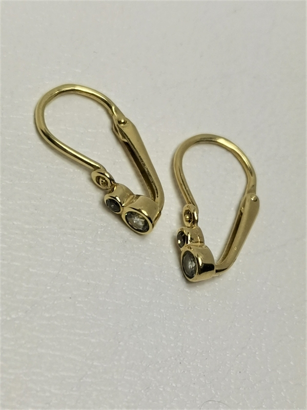 Zlaté dětské naušnice s bílými kamínky