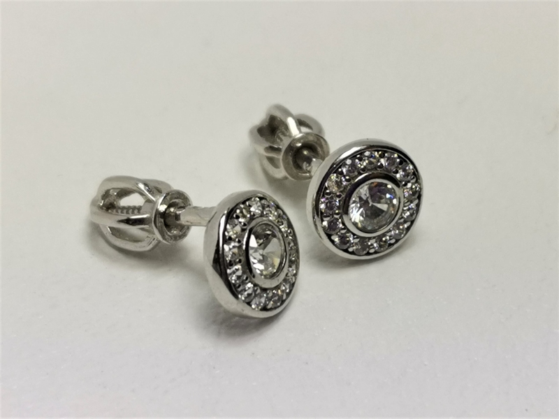 Zlaté naušnice z bílého zlata s bílými zirkony na šroubek