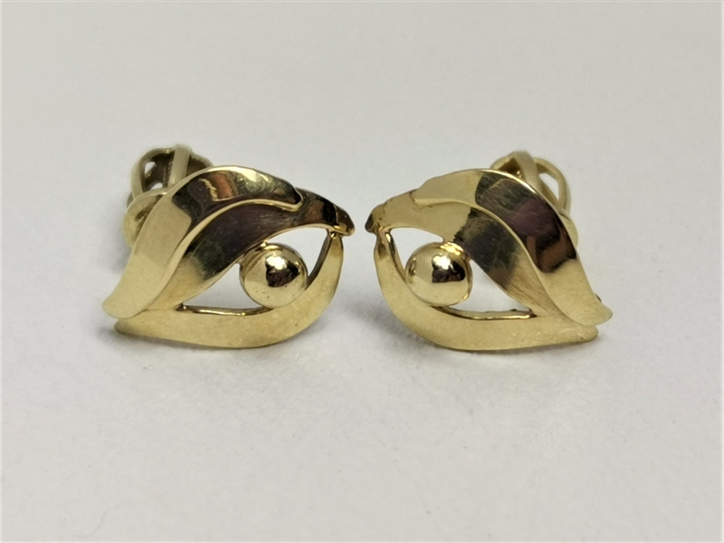 Zlaté naušnice hladké na šroubek