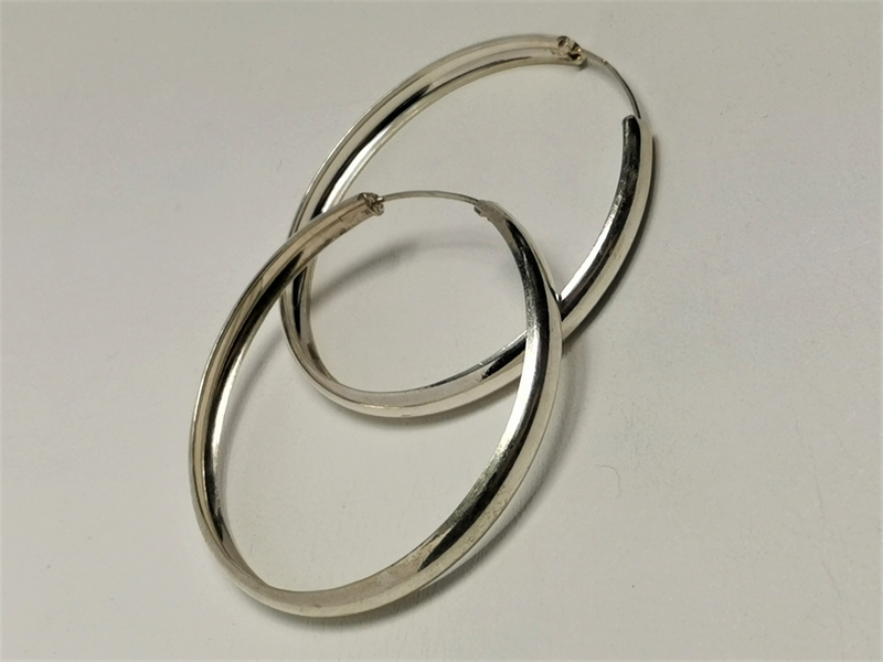 Stříbrné kruhy hladké, silné