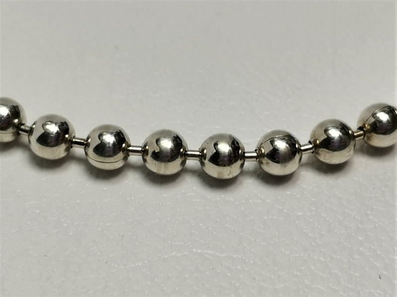 Stříbrný kuličkový náhrdelník