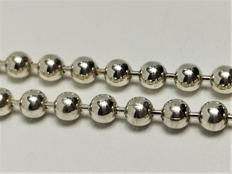 Stříbrný kuličkový náhrdelník