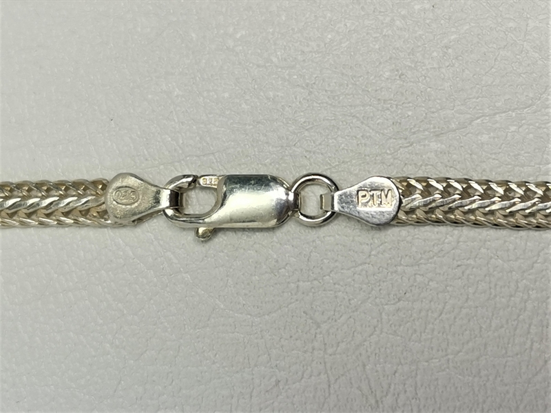 Stříbrný řetízek ozdobný plochý