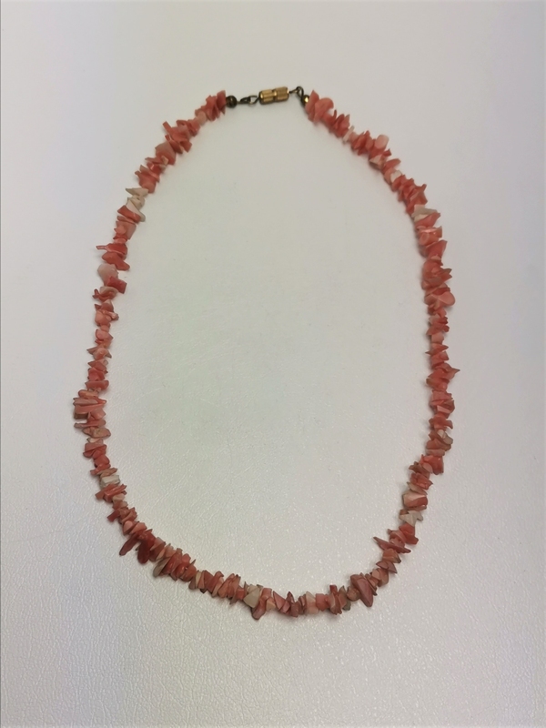 Náhrdelník z korálu