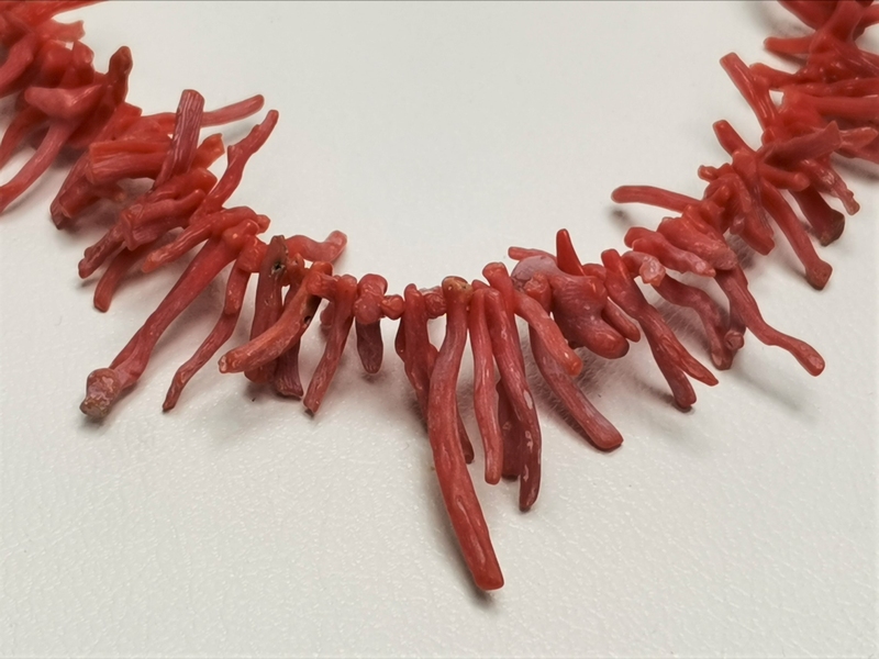 Náhrdelník z korálu