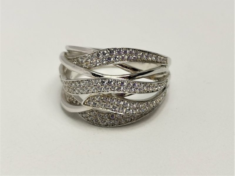 Exkluzívní masívní stříbrný prsten se zirkony