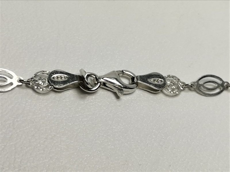 Stříbrný náhrdelník ozdobný, rhodiovaný