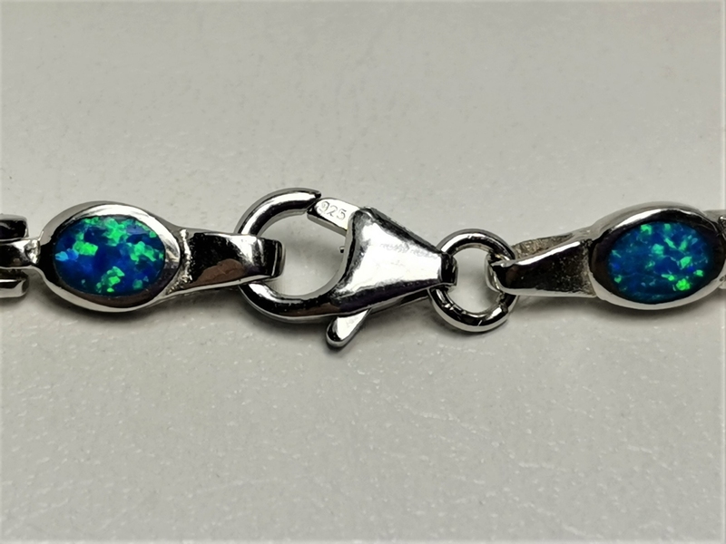 Stříbrný náramek s modrozeleným opálem, rhodiovaný