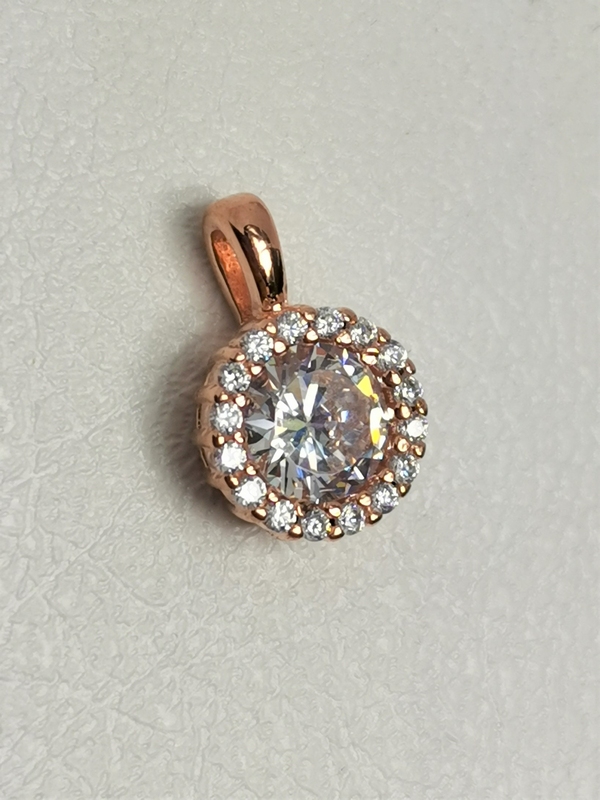 Stříbrná souprava se zirkony, naušnice a přívěsek, červeně zlacené