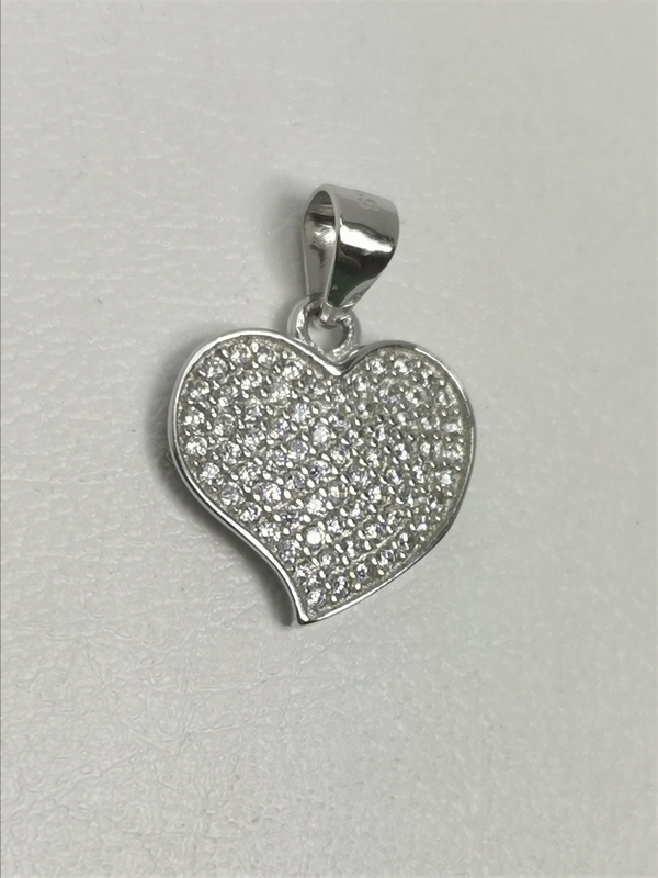 Stříbrný přívěsek srdce se zirkony, rhodiované
