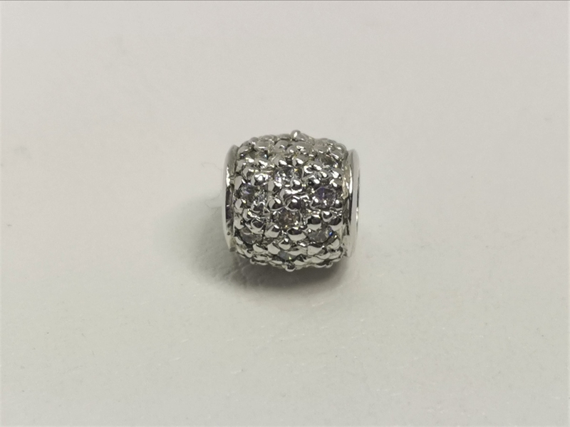 Stříbrný přívěs kulička se zirkony, rhodiovaná