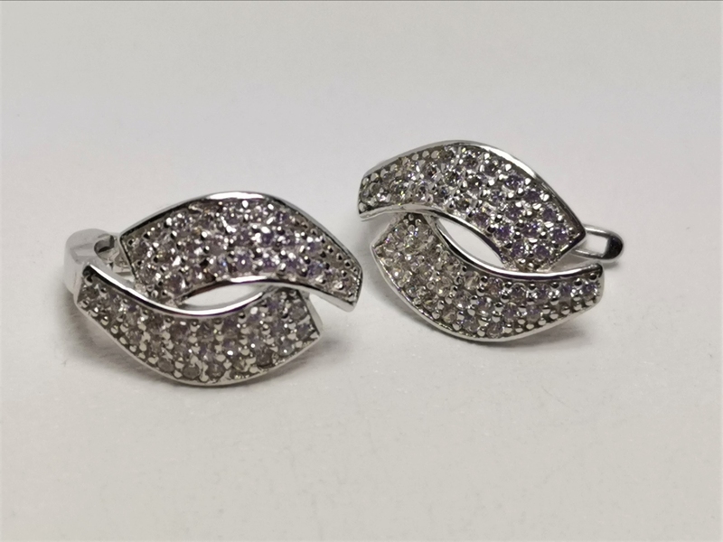 Stříbrné naušnice se zirkony