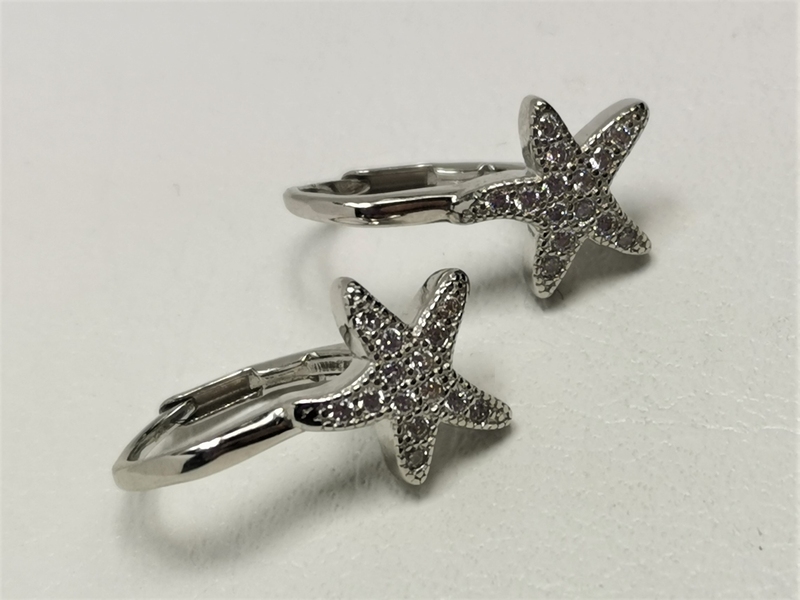 Stříbrné naušnice mořské hvězdice se zirkony, rhodiované