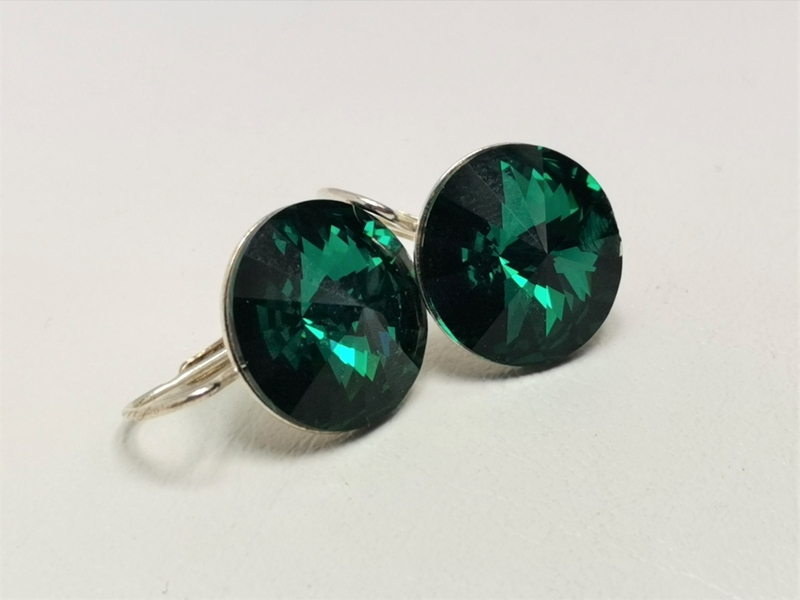 Stříbrné naušnice s velkým tmavězeleným Swarovski krystalem