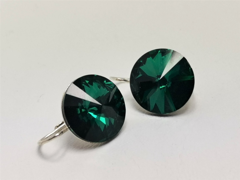 Stříbrné naušnice s velkým tmavězeleným Swarovski krystalem