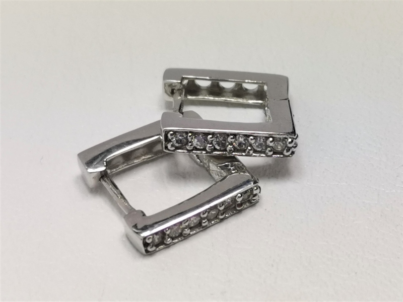 Stříbrné naušnice se zirkony čtvercové