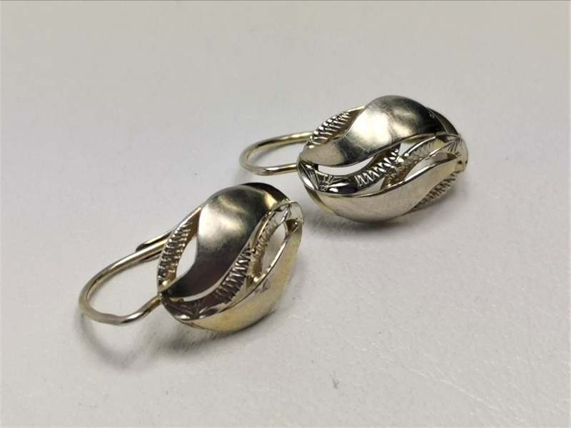 Stříbrné naušnice klasické dámské