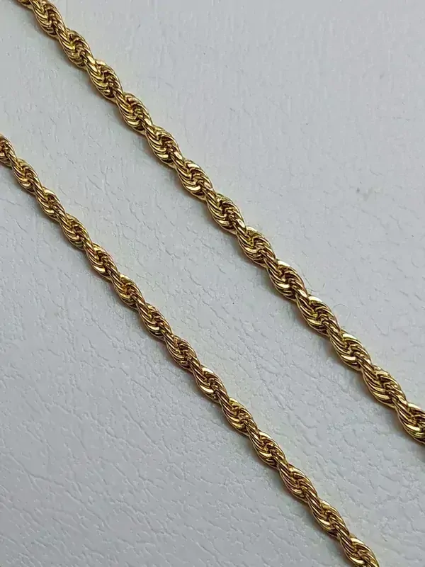 Zlatý dámský náramek valis