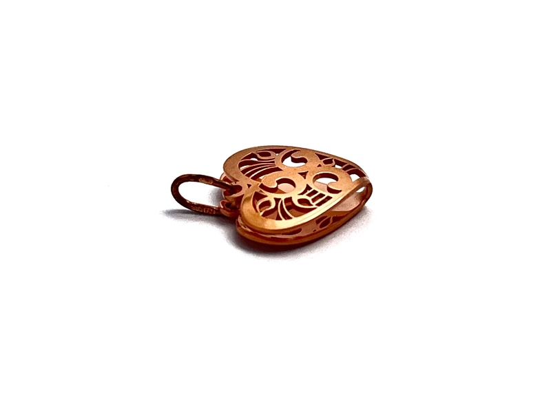 Zlatý přívěs srdce z červeného zlata