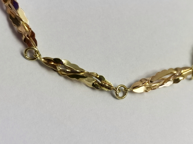 Zlatý tradiční dámský náramek "oves"