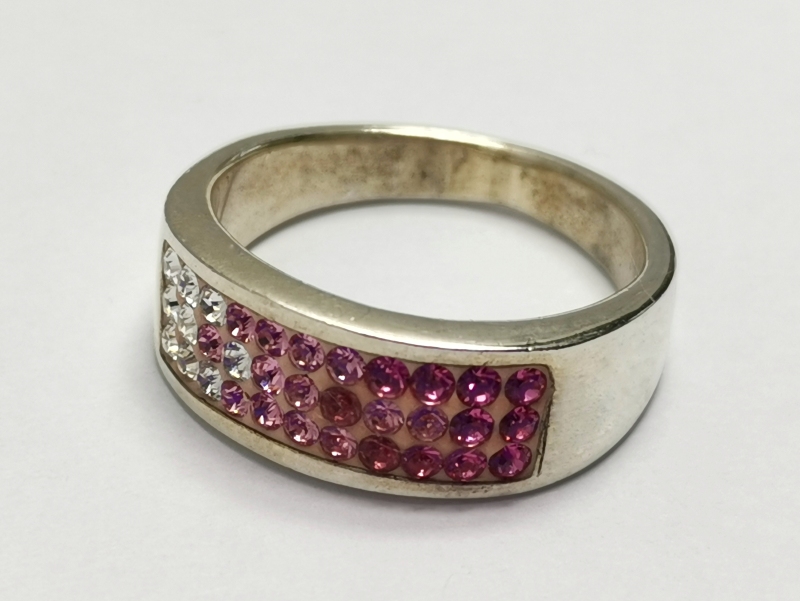 Stříbrný prsten s krystaly Swarovski růžový 