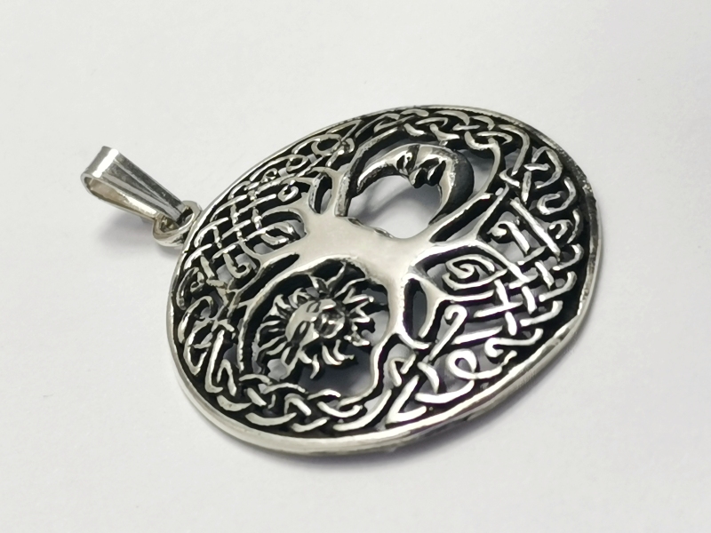 Stříbrný přívěs Slunce a Měsíc se stromem života