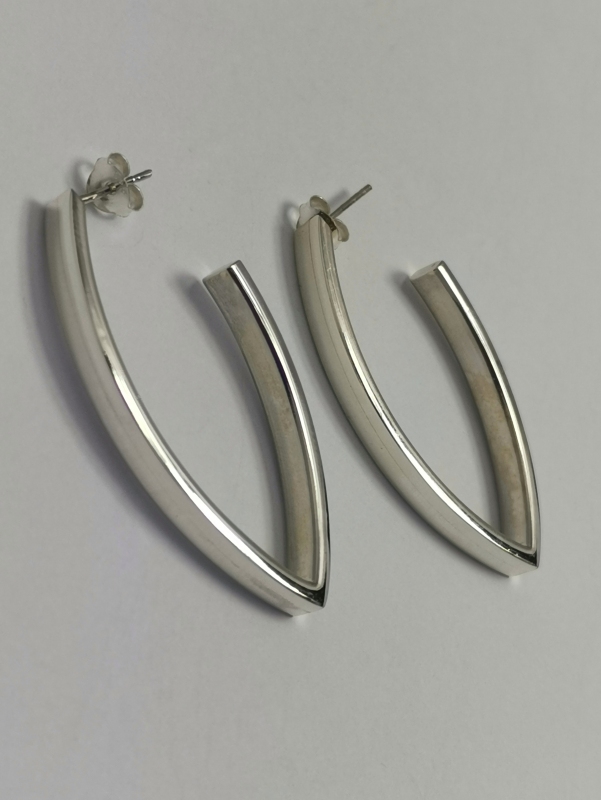 Stříbrné naušnice