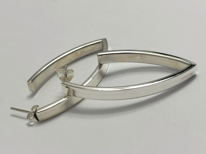 Stříbrné naušnice